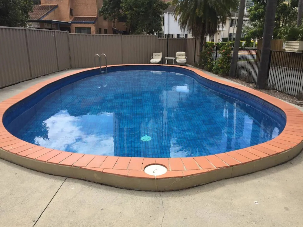 2 Bedroom Condo in Surfers Centre