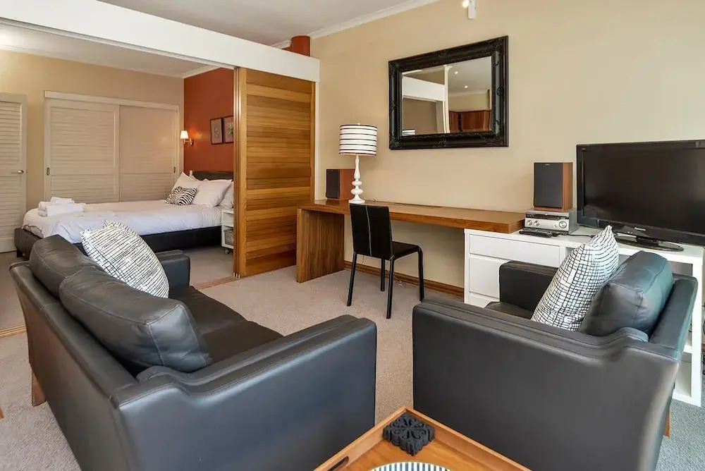 QV Luxury Sea View Apartment - 581