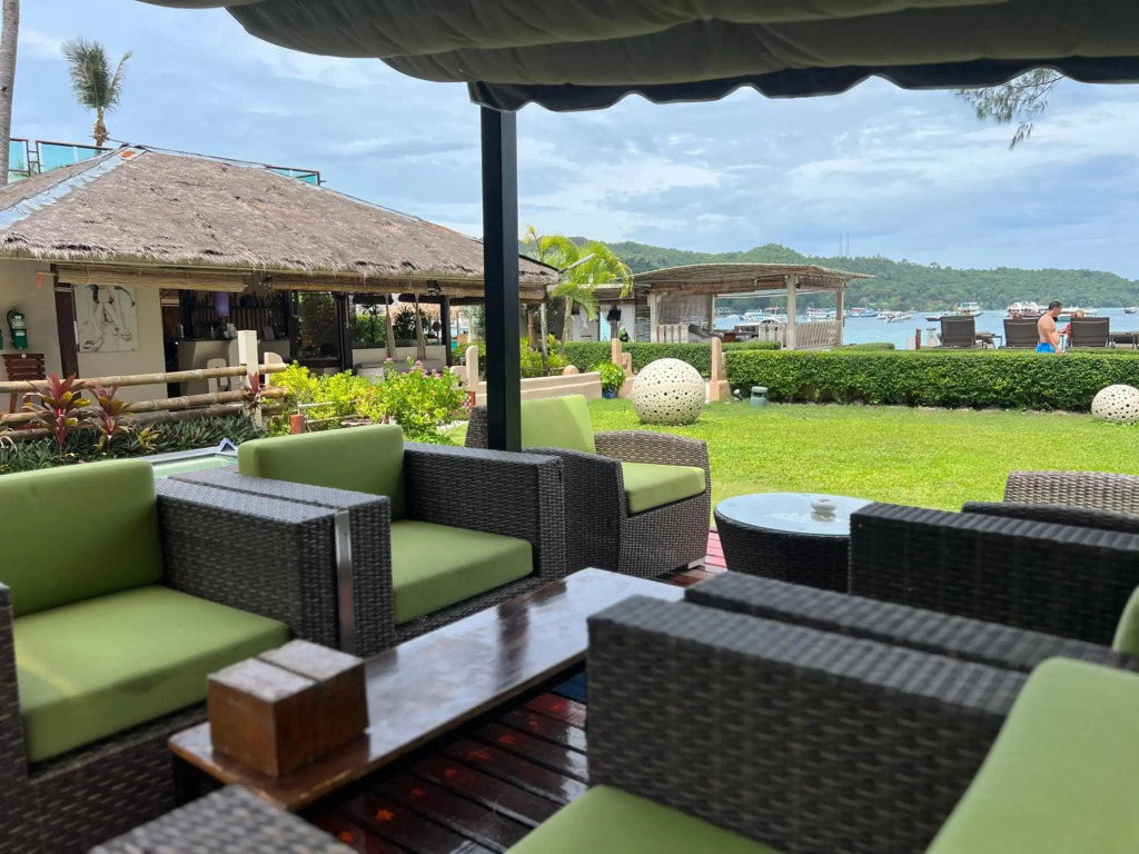 Mama Beach Residence