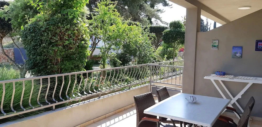 Apartments Petrić
