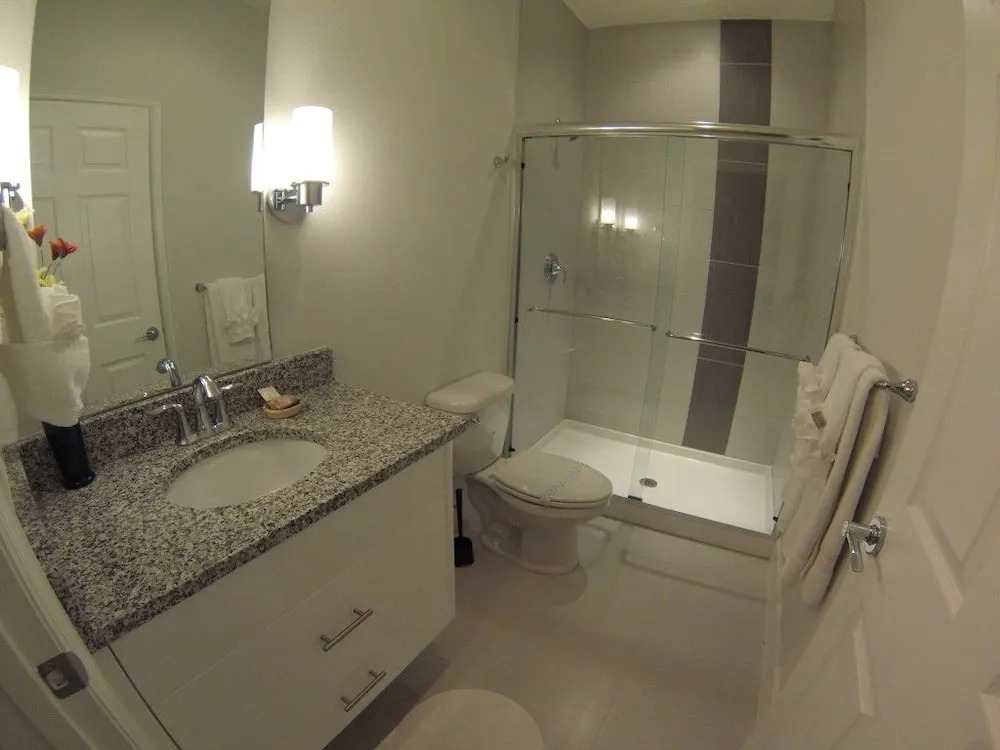 Aco63664 - Serenity - 3 Bed 3 Baths Townhouse