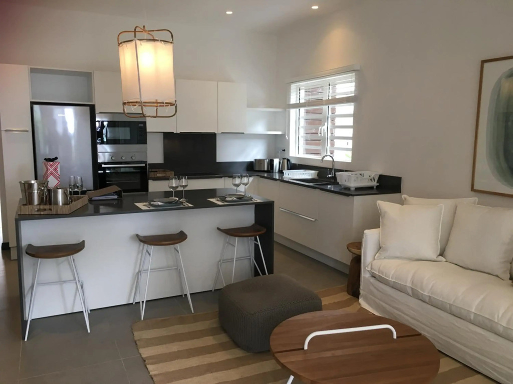 OBiches Beachfront Apartment Trou-aux-Biches