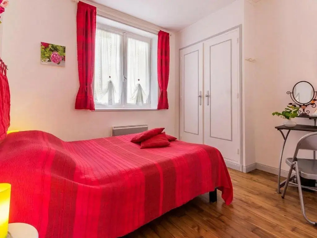 Gîte rénové calme avec jardin fleuri, à proximité du canal de Nantes à Brest et de la forêt du Gâvre - FR-1-306-1007