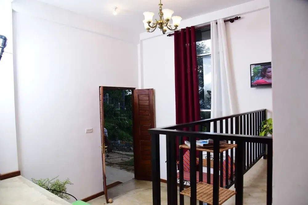 kandy hill villa