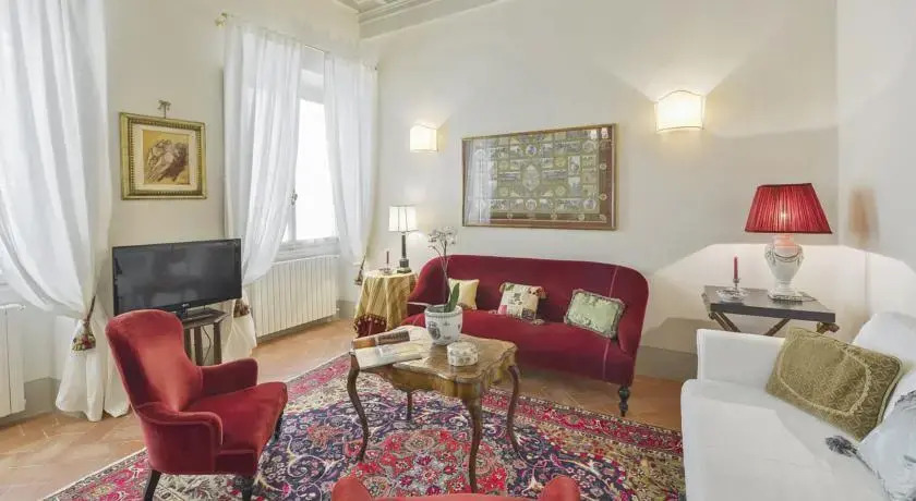 Topazia Halldis Apartment
