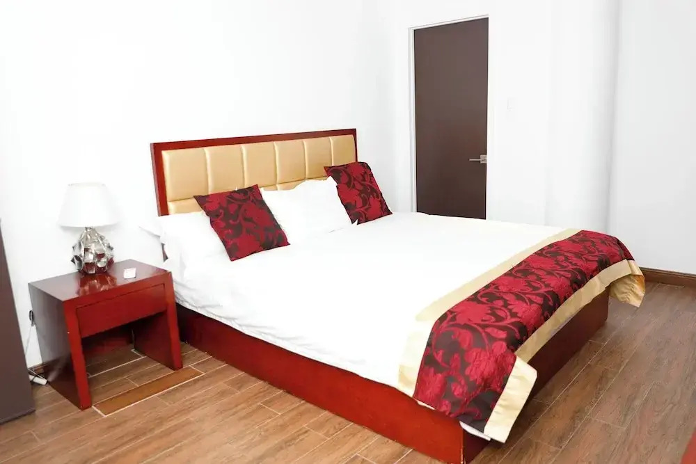 Kings Pavilion Suites Hotel