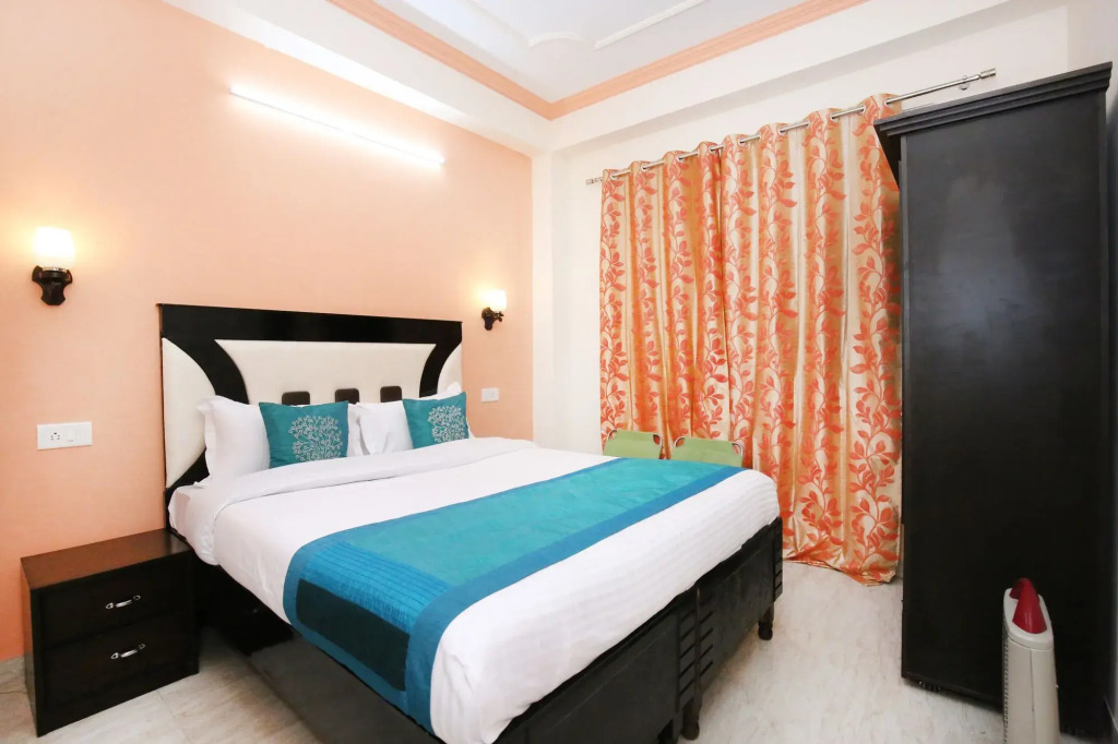 OYO 10861 Home Cozy 2BHK New Shimla