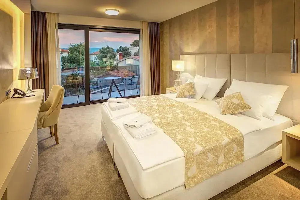 Hotel Maritime