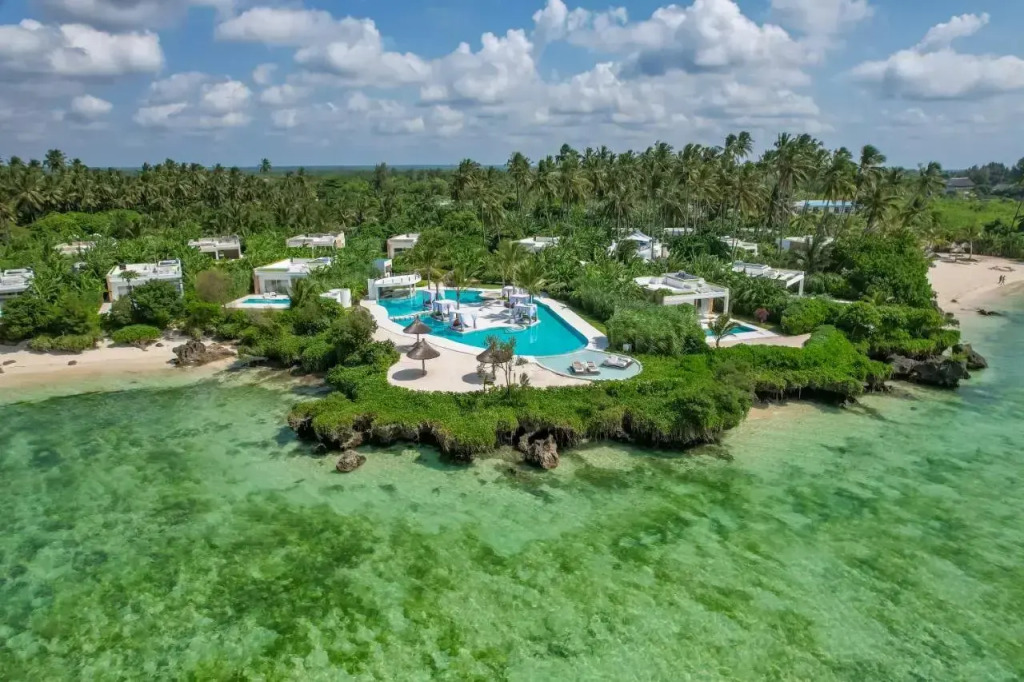 Курортный отель Ycona Luxury