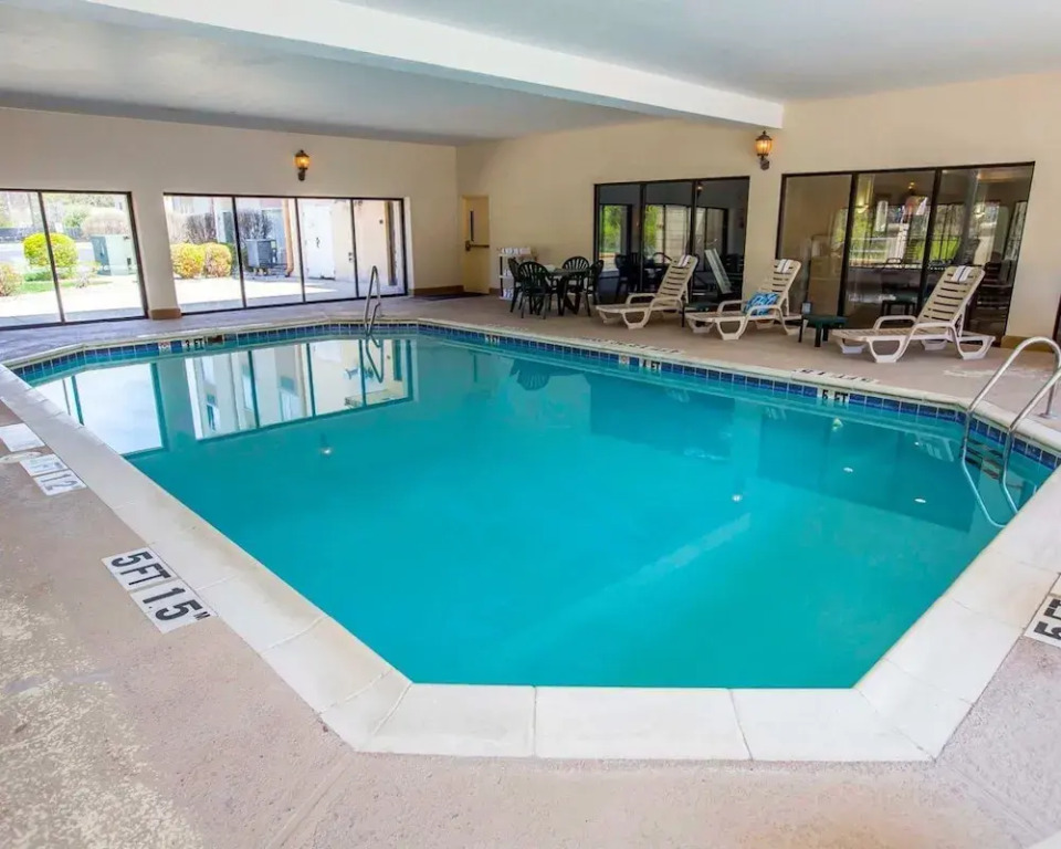 Comfort Suites University Area Notre Dame-South Bend