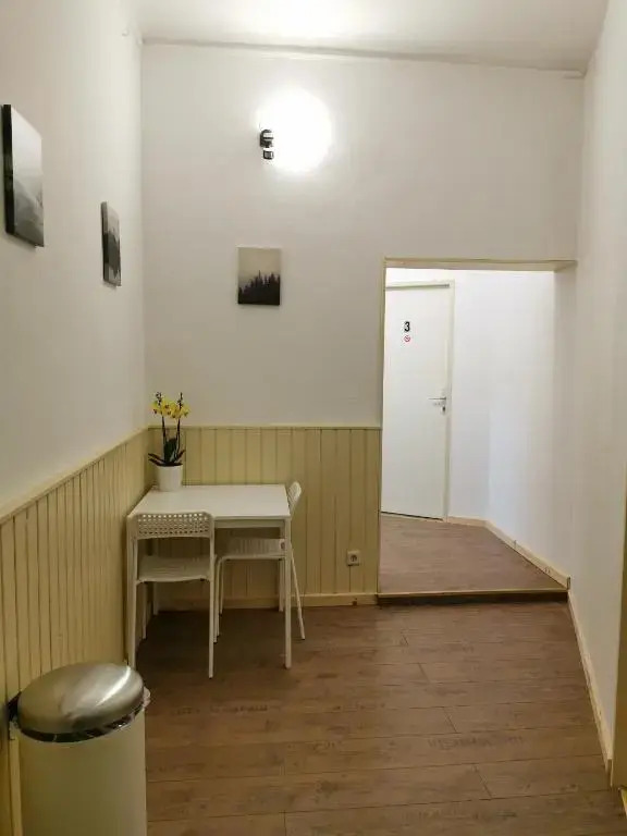 7brunnen Hostel Beds & Rooms