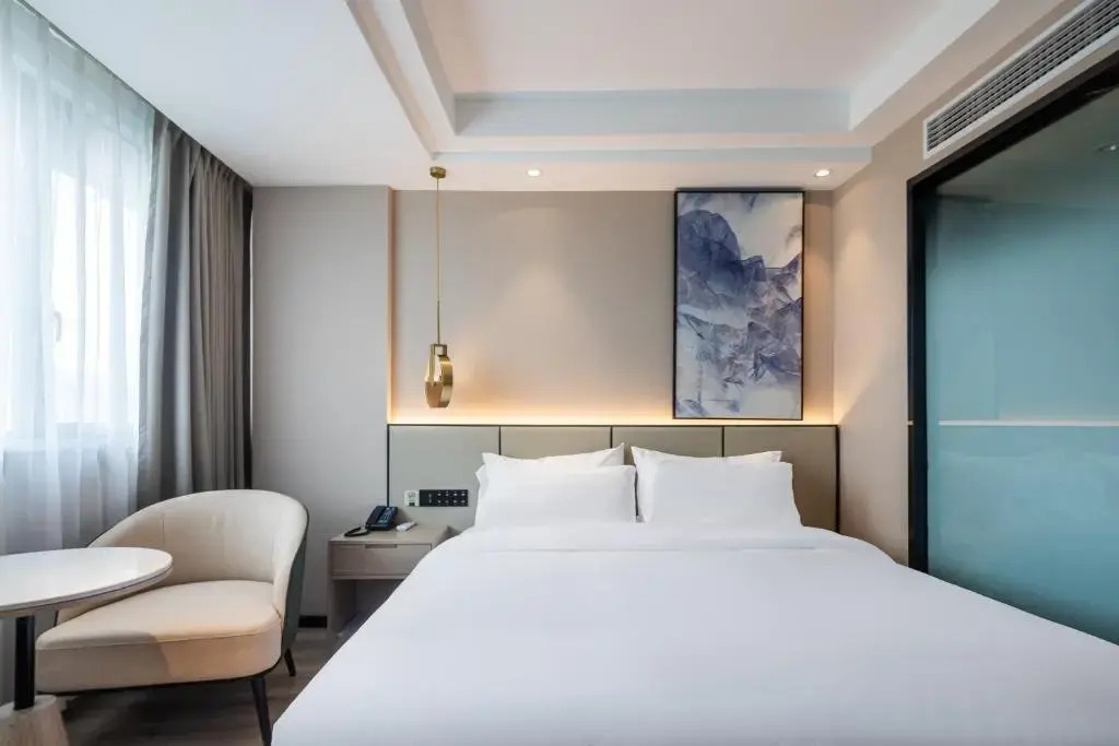 Xinhuating Business Hotel