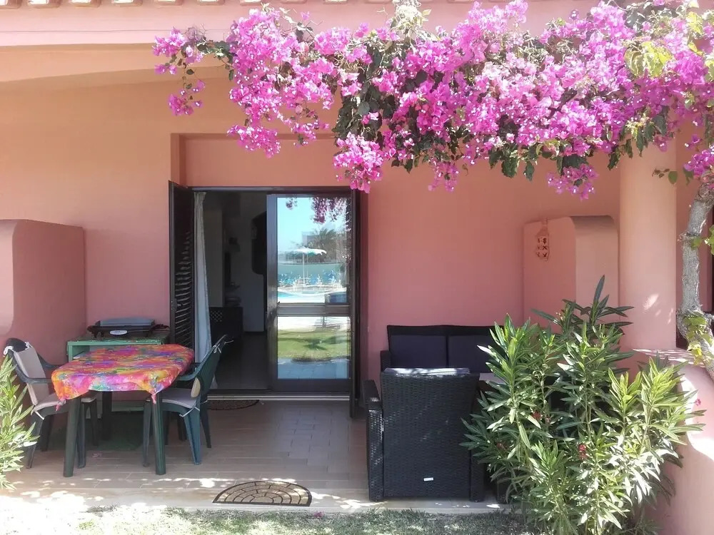 Inviting Duplex 1-bed Apartment in Albufeira Town
