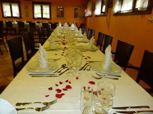 Complejo Turístico Bielsa Hotel y camping