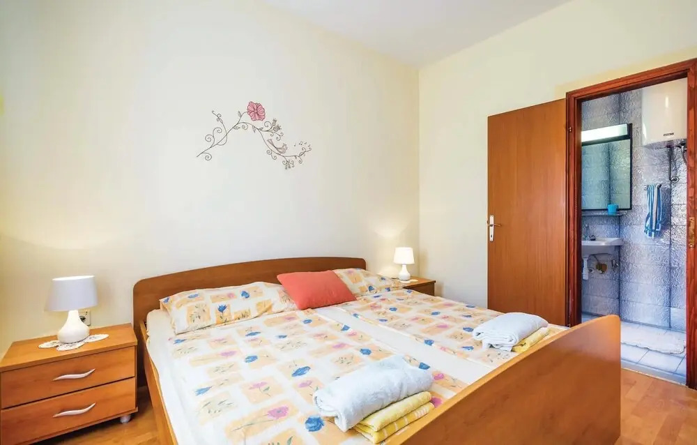 Stunning Home in Kampor With Wifi and 2 Bedrooms