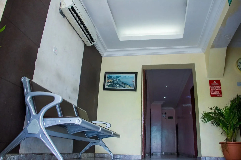 Folade Hotels