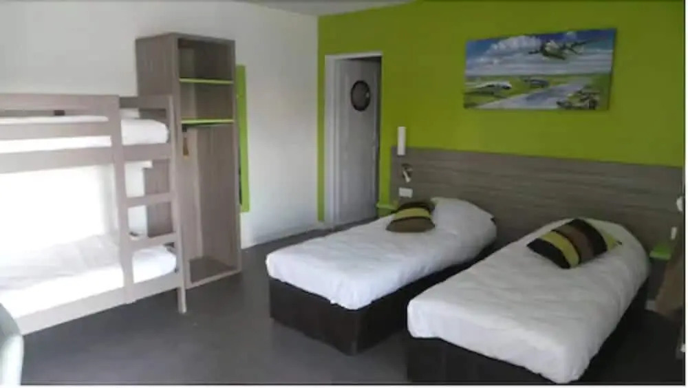 Airport Hotel