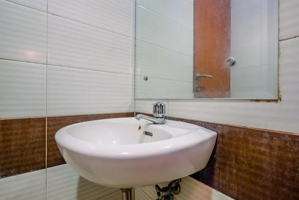 Comfy and Tidy Studio Apartment Margonda Residence 3 Near Campus Area
