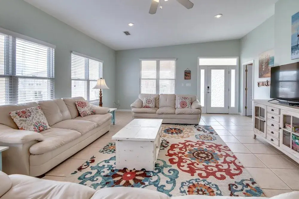 Sandy Toes 4 Bedroom Home by RedAwning