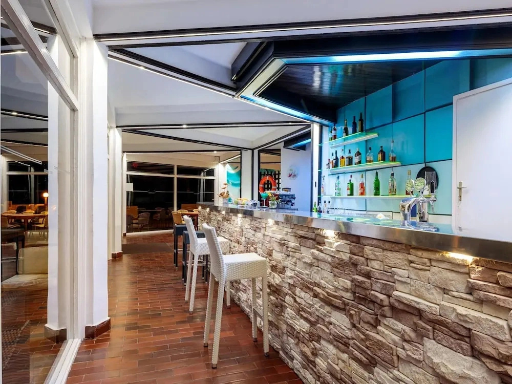 Elegant Resort Stay for 4 in Jelsa