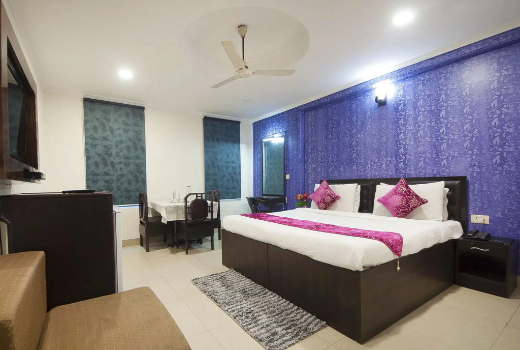HOTEL DAKHA INTERNATIONAL - Karol Bagh, New Delhi