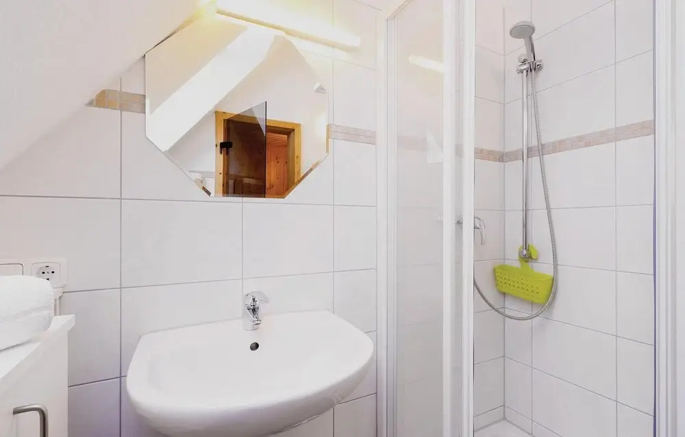 Amazing Apartment in Rechlin With 3 Bedrooms, Sauna and Wifi