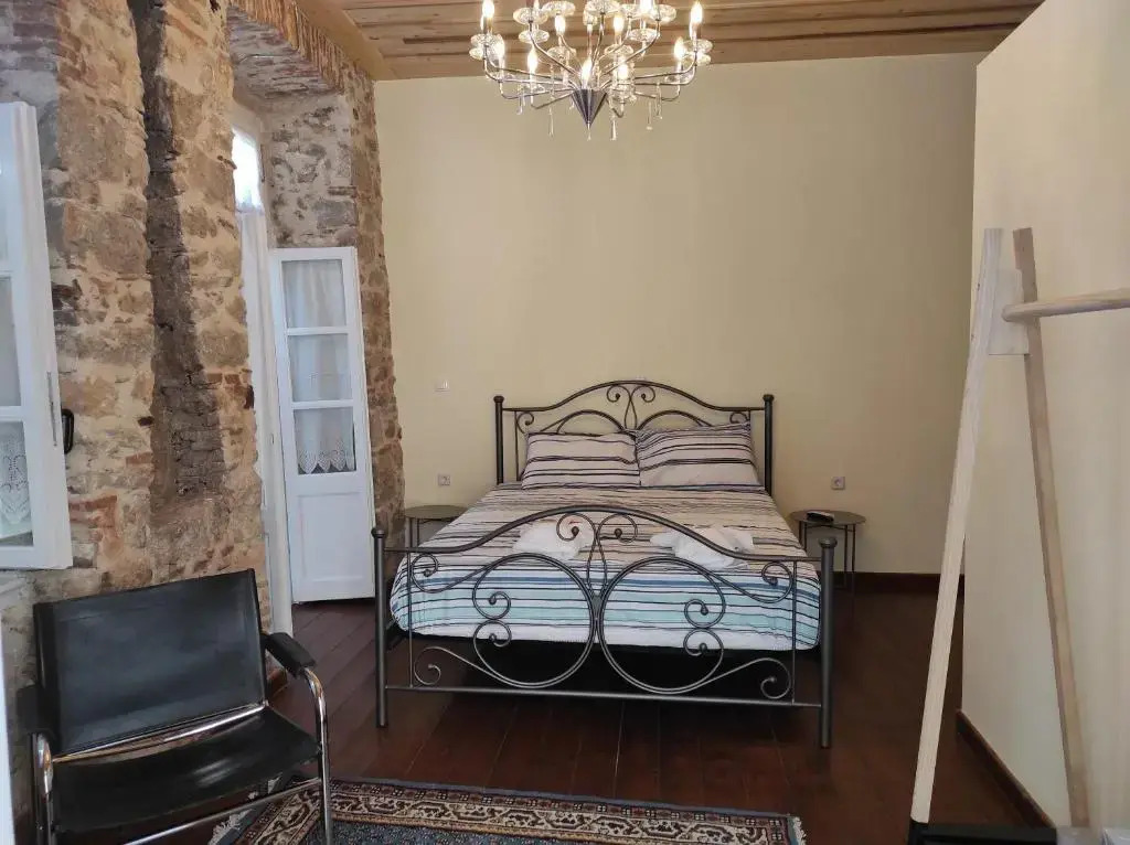 1830 Chateau