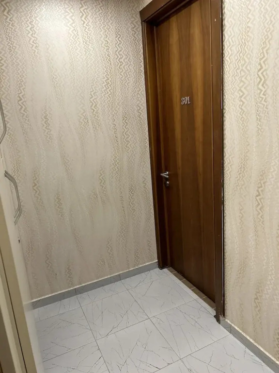 Lily Rooms