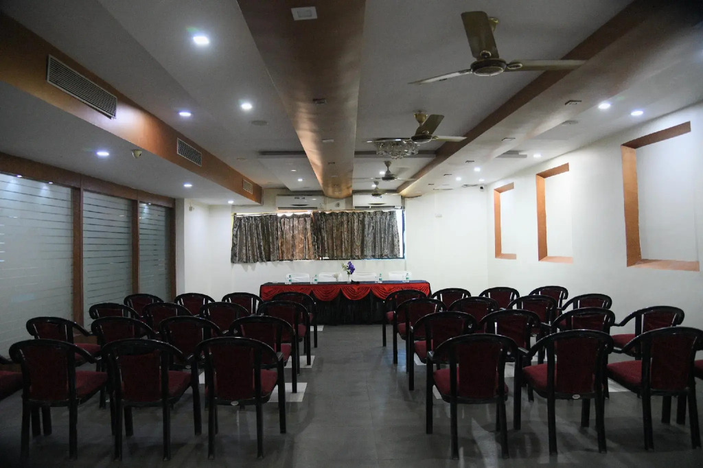 Hotel Vinayak Palace