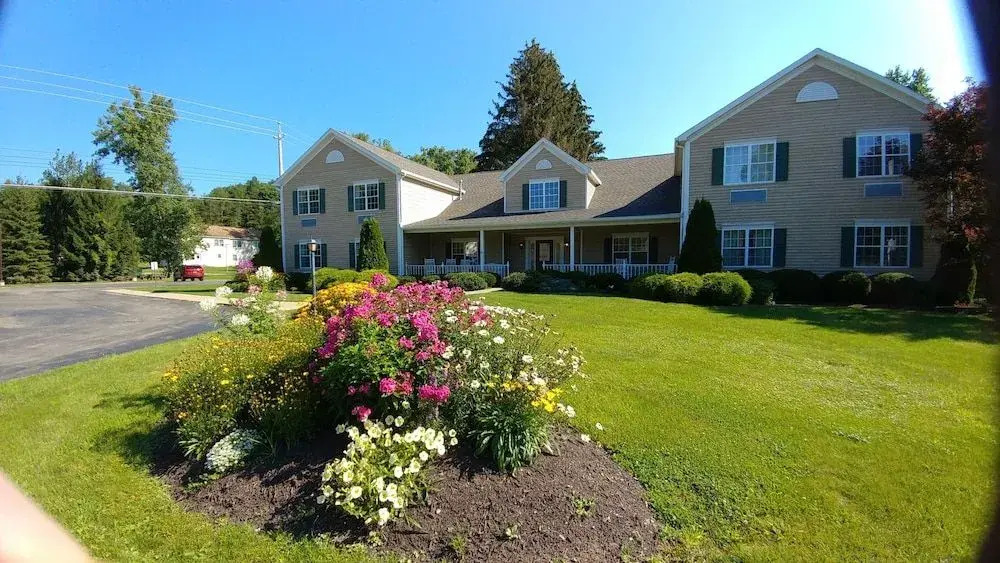 The Inn At Houghton Creek