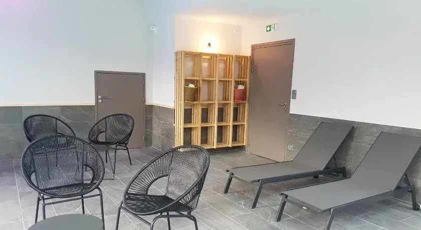 Logis SPA Hotel Restaurant De La Poste