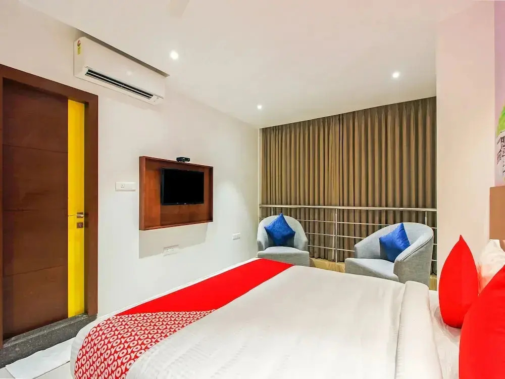 Sesha Grand