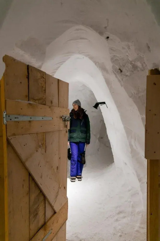 Blacksheep Village Igloo Chamrousse