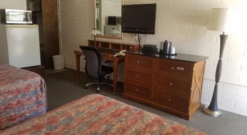 Cedar Motel