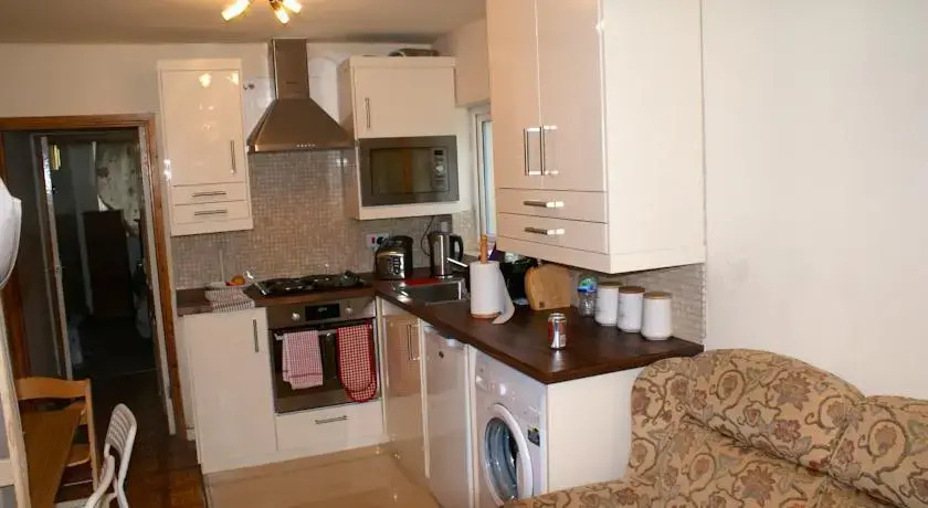 The Annexe - Cb1