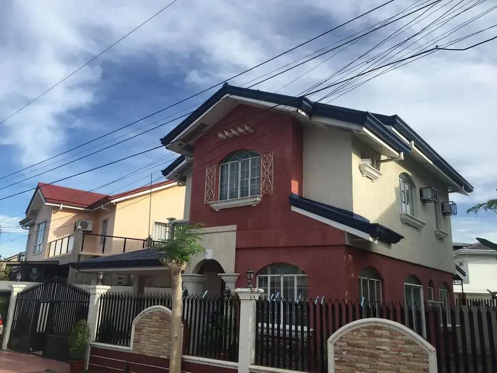 U Feel Fun House - Mactan