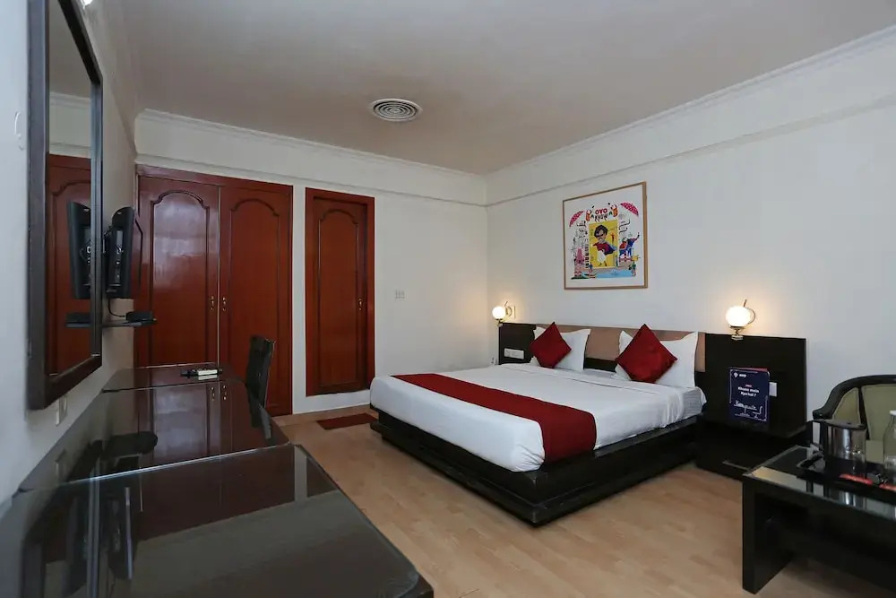OYO 551 Hotel York