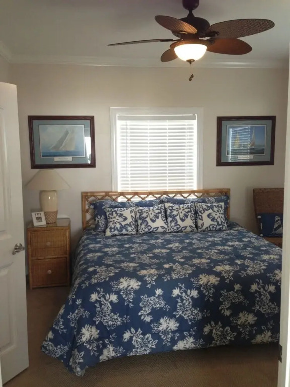 Shore Haven 2 Bedroom Home by RedAwning