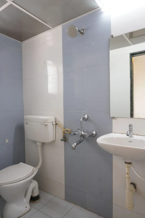 Hotel Pavitra