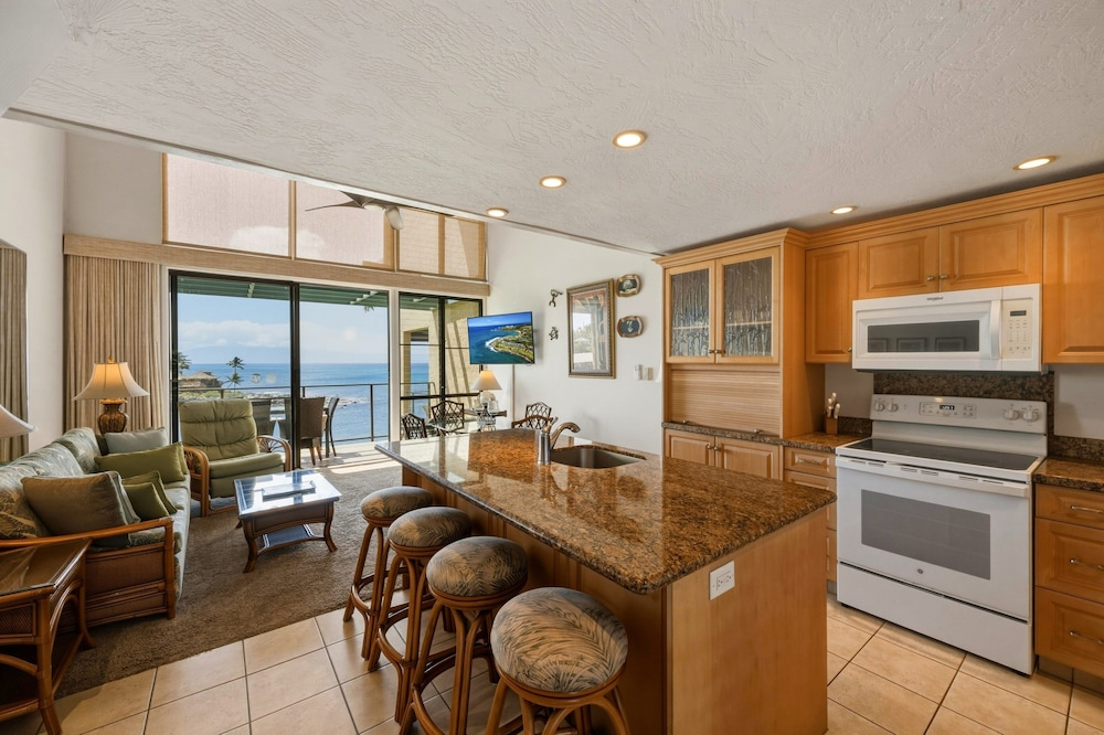 Oceanfront 2br Loft With Sunset Views - Unit C23 1 Bedroom Condo