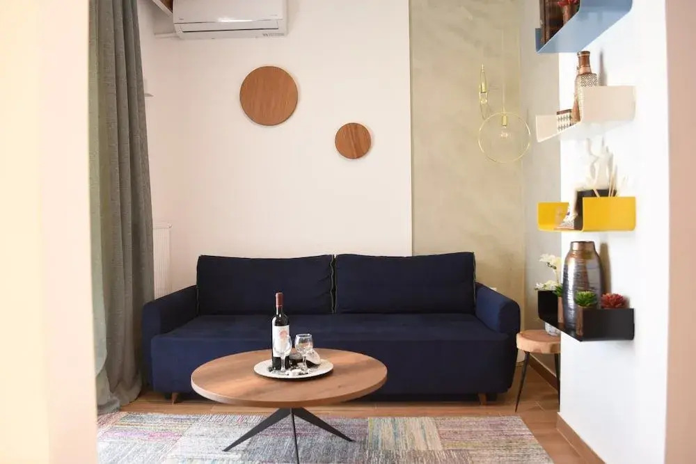 Armonia Deluxe Apt Must