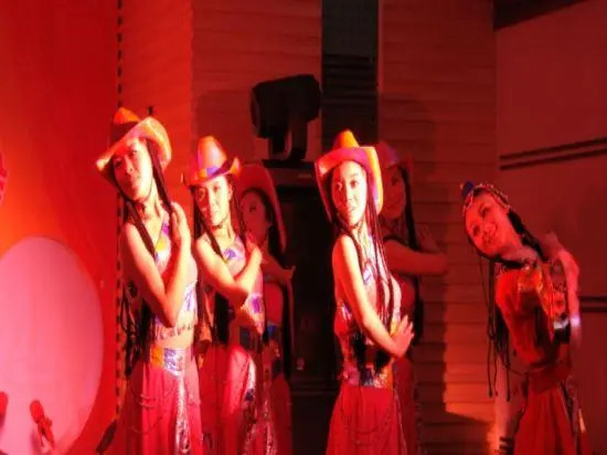 Huachen Hotel