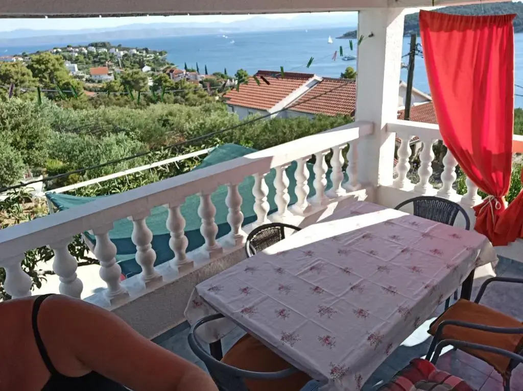 Apartments Solta