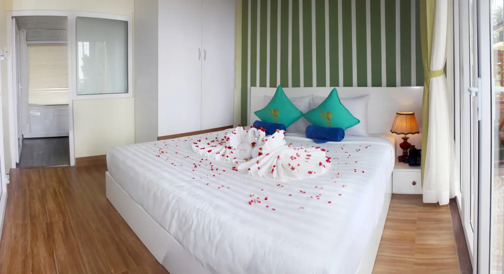 Sunday Lotus Garden Resort By The Sea Mui Ne
