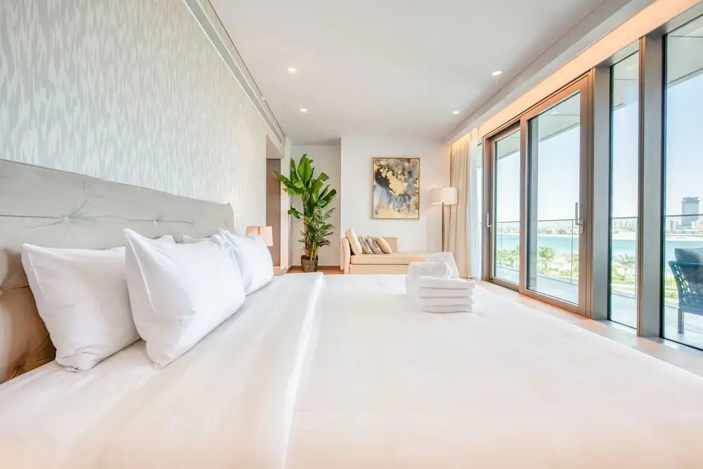 Ultra Luxurious 4 Bed Apartment