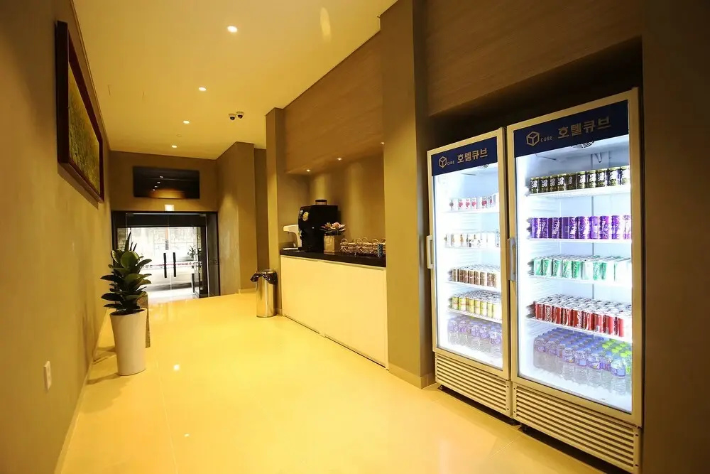 Asan Hotel Cube