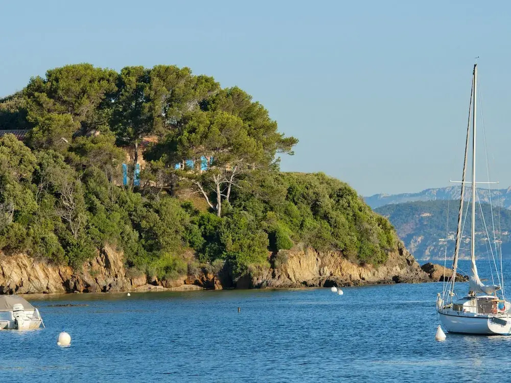 Mediterranean Studio on the Gorgeous Peninsula of Giens