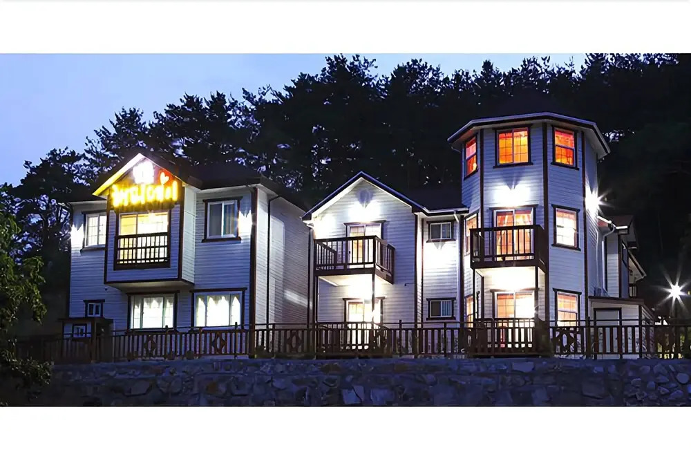 Gyeongju Bomun Happy Day Pension