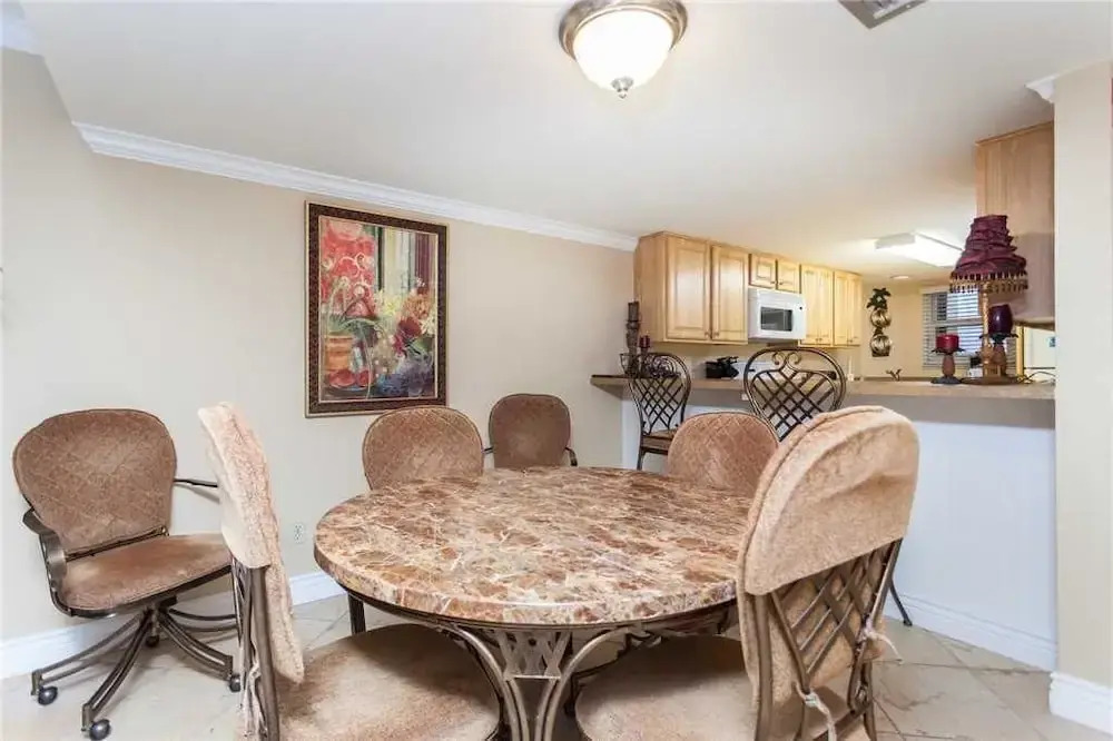Shores Club 702 - Two Bedroom Condo