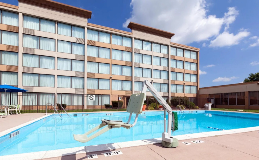 Holiday Inn Weirton-Steubenville Area